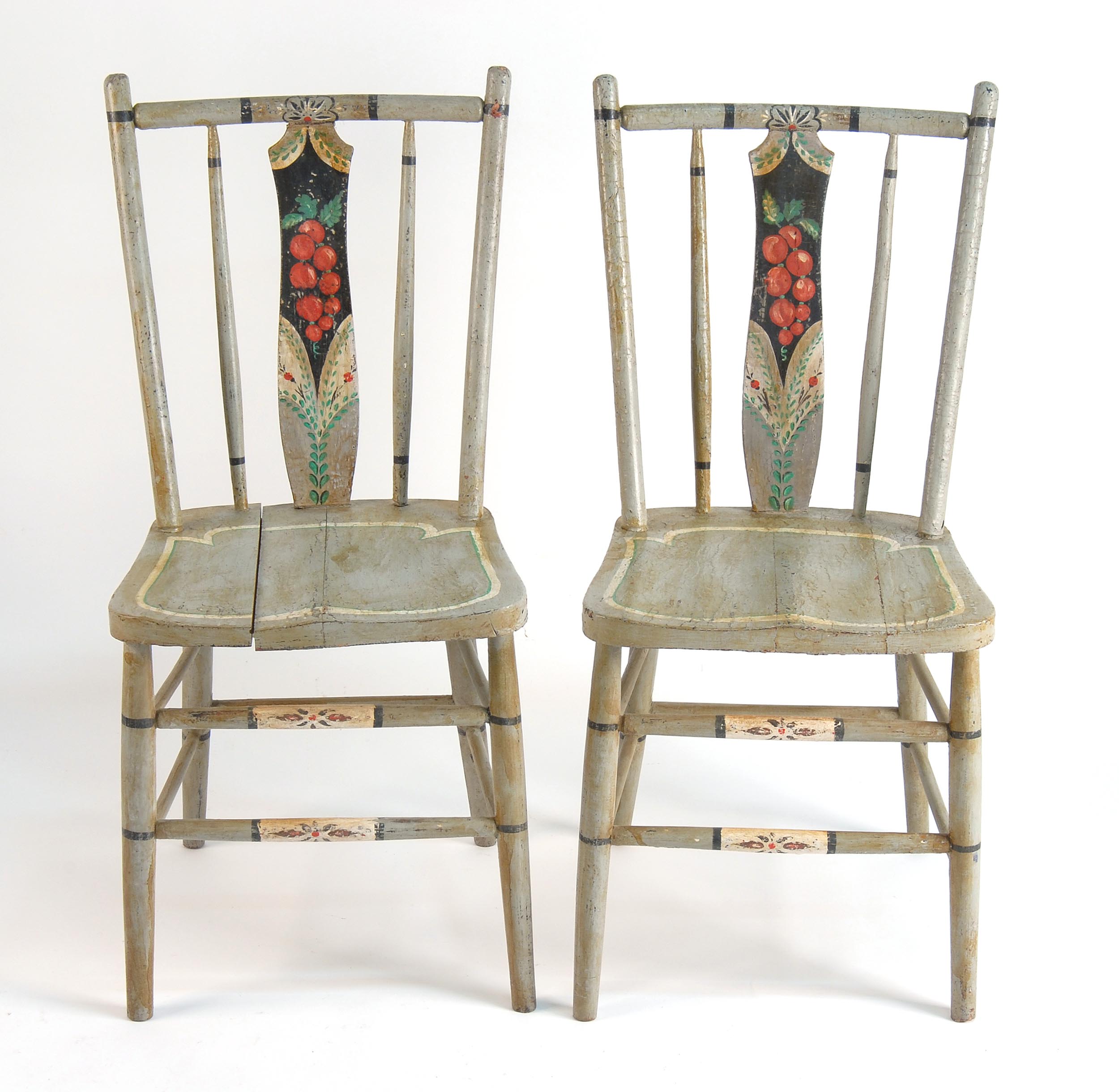 Appraisal: PAIR OF LATE TH CENTURY PAINTED SIDE CHAIRS in gray