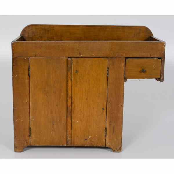 Appraisal: Child's Pine Dry Sink American late th century A child's