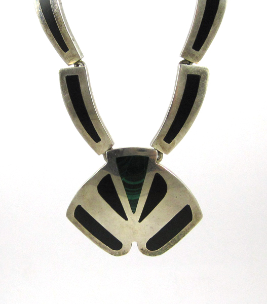 Appraisal: BLACK ONYX AND MALACHITE NECKLACE sterling silver measuring inches in