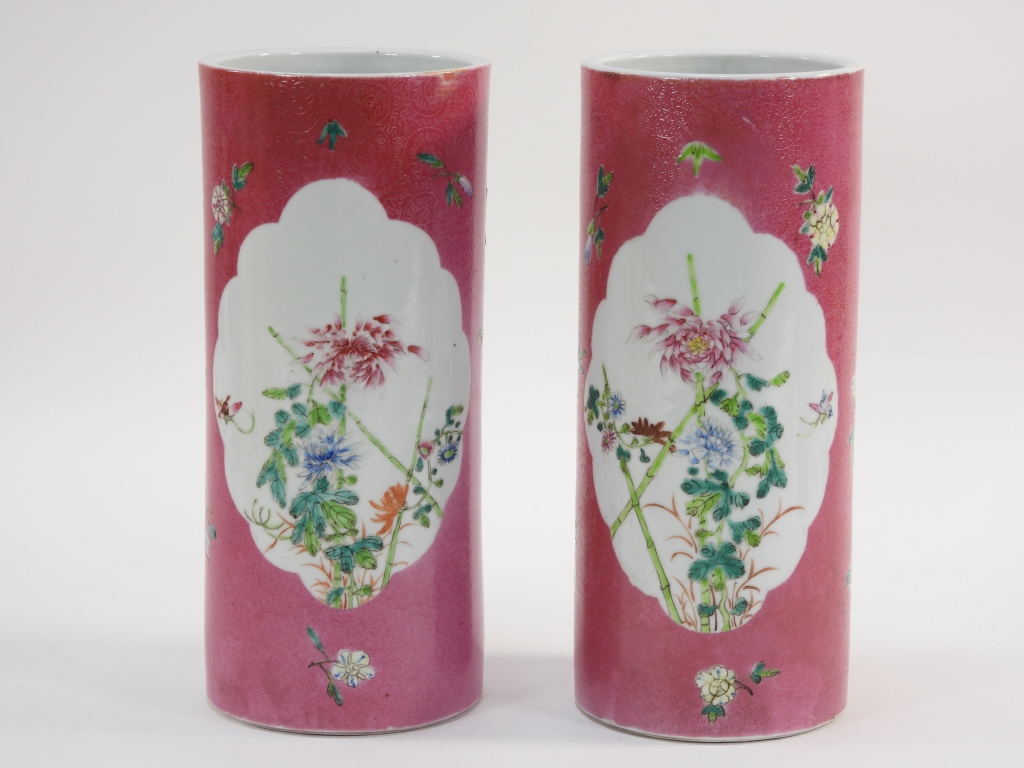 Appraisal: PR CHINESE QING FAMILLE ROSE SGRAFITTO VASES China Qing DynastyCylindrical