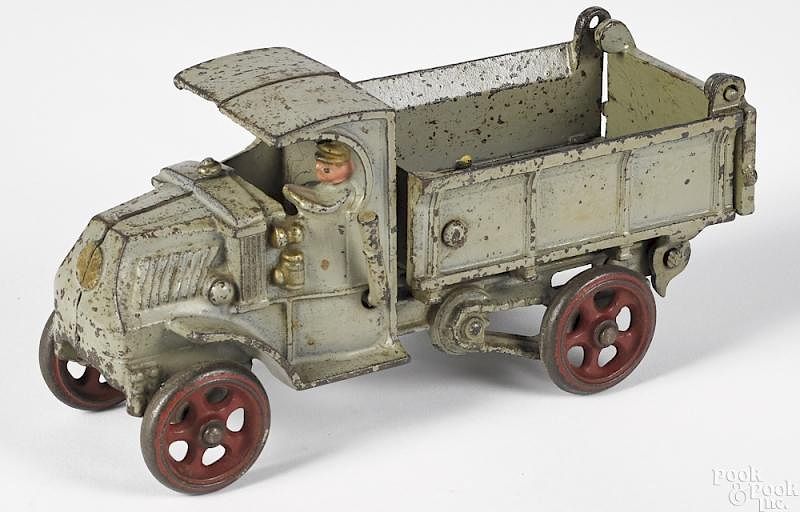 Appraisal: Hubley cast iron Mack dump truck Hubley cast iron Mack