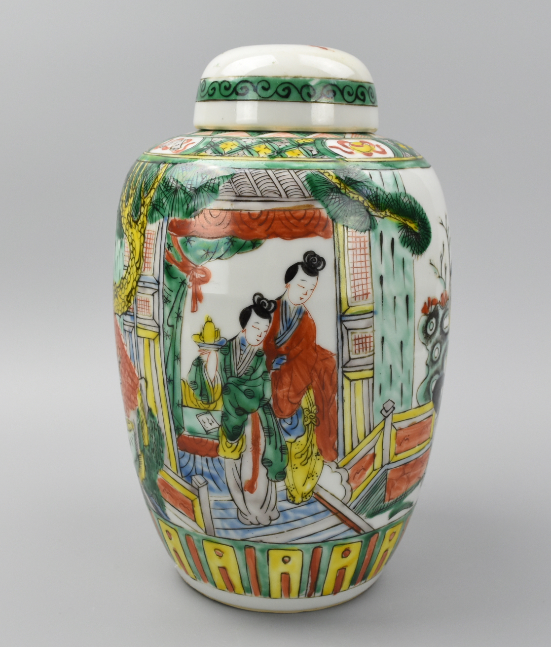 Appraisal: CHINESE FAMILLE VERTE JAR COVER W FIGURES TH C famille