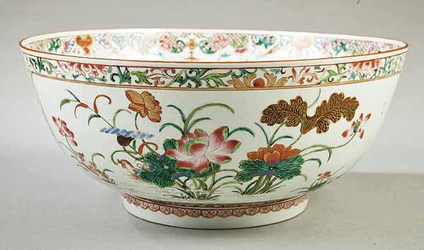 Appraisal: A Large Chinese Export Porcelain Punch Bowl early th c