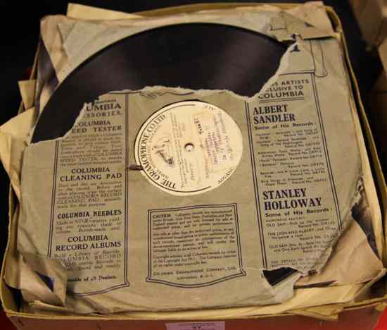 Appraisal: GRACIE FIELDS A collection of twenty five early sample records