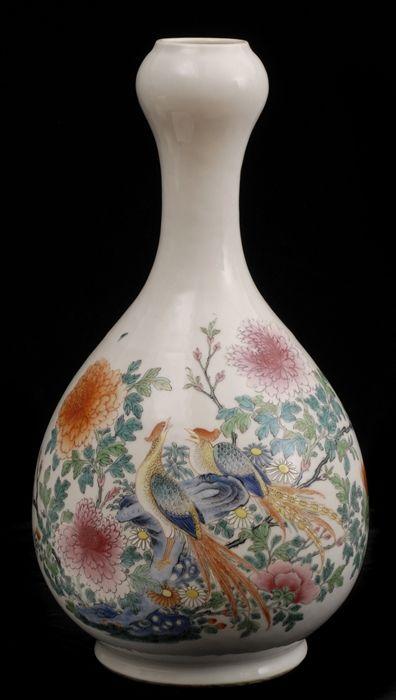 Appraisal: CHINESE FAMILLE ROSE PORCELAIN PEAR-FORM VASE Enamel painted with butterflies