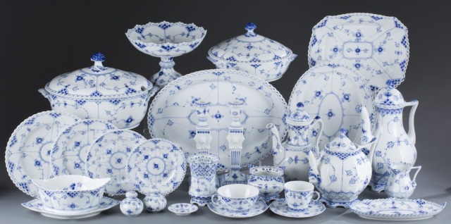 Appraisal: Royal Copenhagen Dinner Service One-hundred and twenty five pieces in