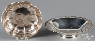 Appraisal: Two sterling silver bowl Three similar sterling silver serving bowl