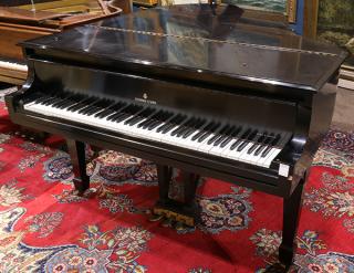 Appraisal: Steinway and Sons New York Model M baby grand piano