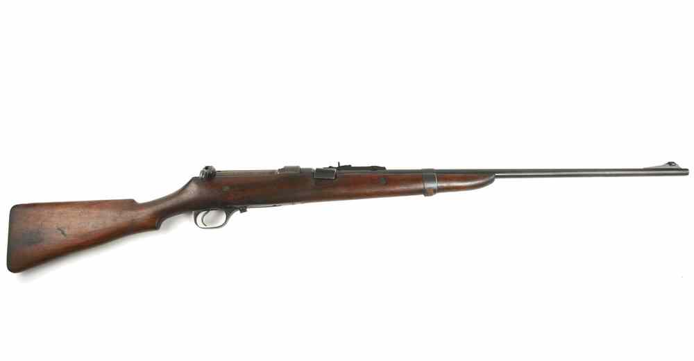 Appraisal: RIFLE - Ross Rifle Co Quebec Canada bolt action rifle