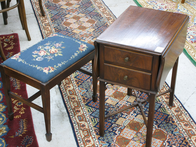 Appraisal: FEDERAL STYLE MAHOGANY END TABLE AND STOOL American mid- th