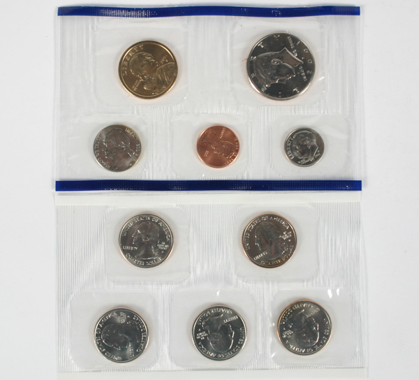 Appraisal: Five US Mint UNCIRCULATED P D Coin Sets W COA