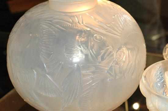 Appraisal: A RENE LALIQUE POISSONS PATTERN GLASS VASE MODEL INTRODUCED Spherical