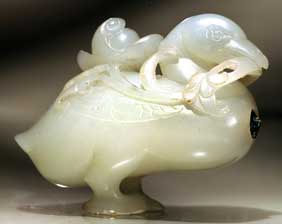 Appraisal: ANTIQUE WHITE JADE SNUFF BOTTLE Antique and well carved white