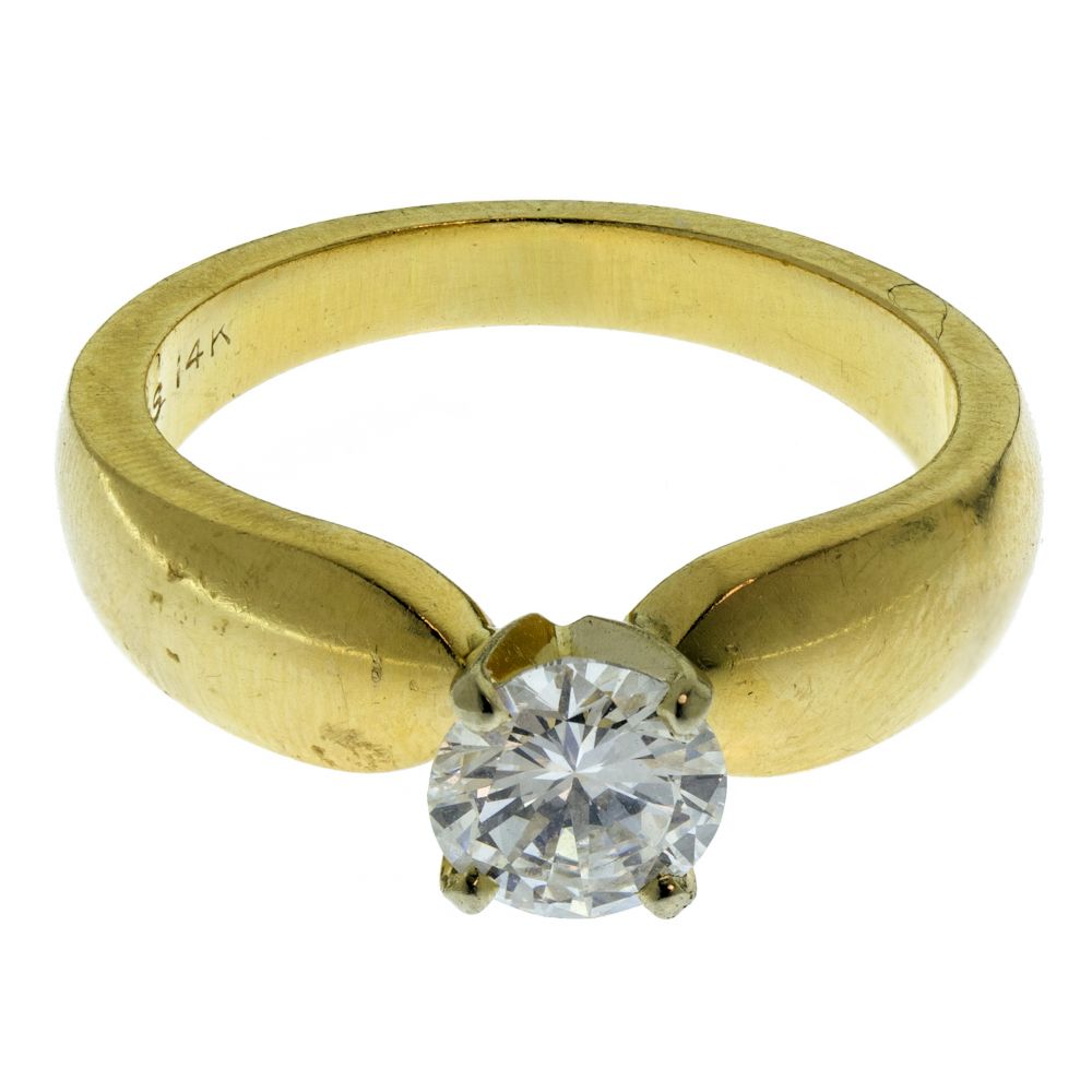 Appraisal: K YELLOW GOLD AND DIAMOND RINGHaving a round cut diamond