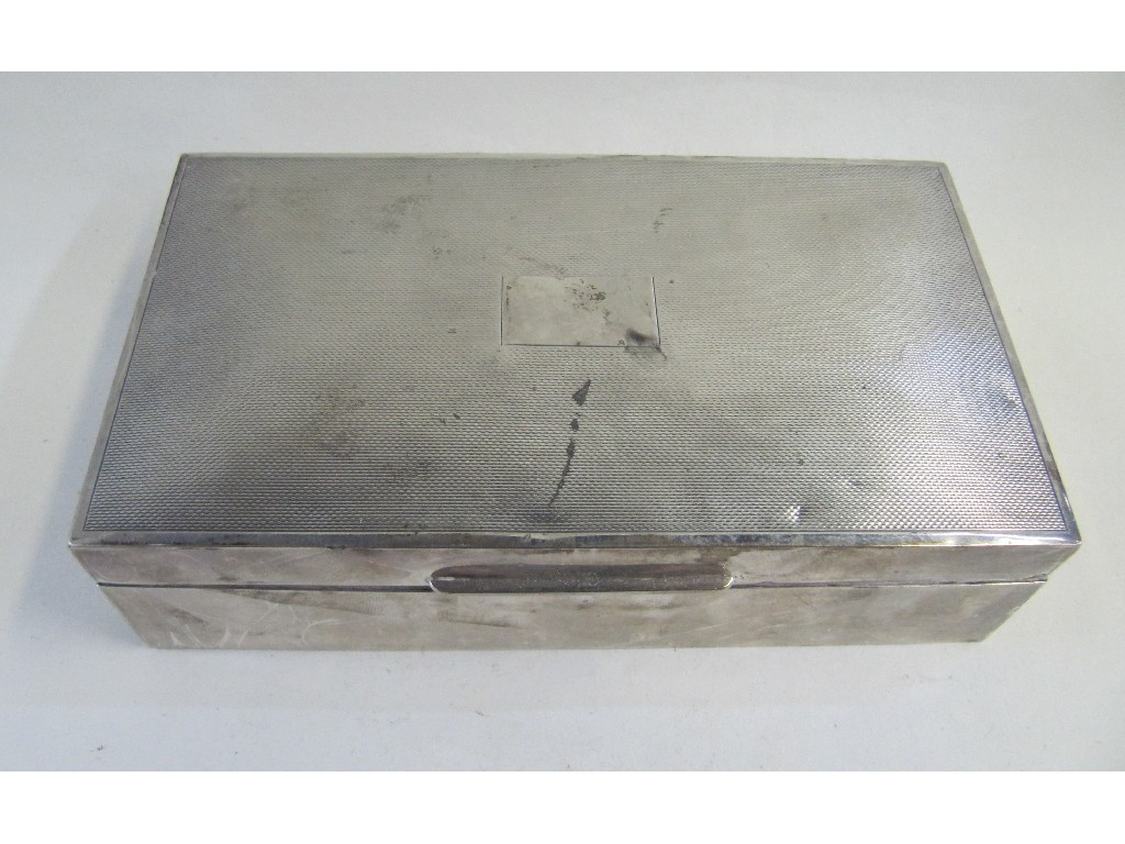 Appraisal: Silver cigarette box London marks