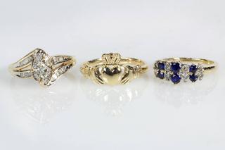 Appraisal: Lot of Gemstone and yellow gold rings Lot of Gemstone