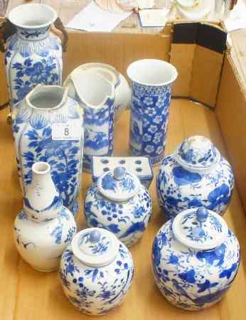 Appraisal: A collection of th Century Chinese blue white pottery to