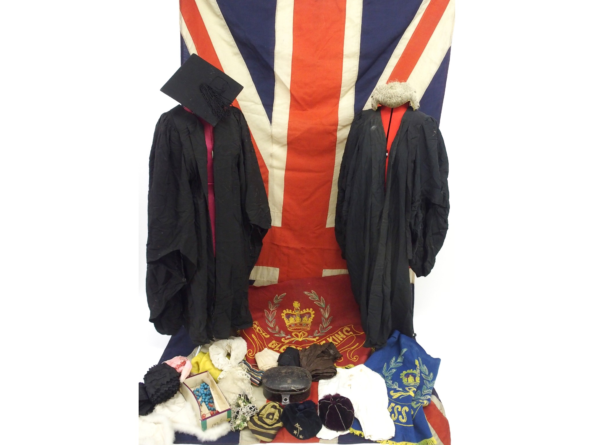 Appraisal: Coventry Dick Peddie CBE Barrister's gown and wig three caps