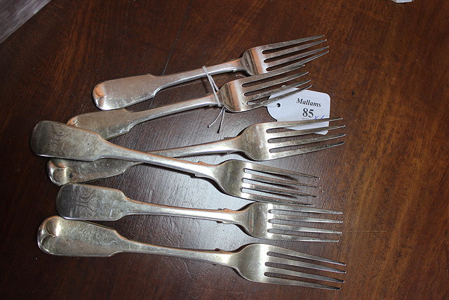 Appraisal: A PAIR OF GEORGE TURNER FIDDLE PATTERN SILVER TABLE FORKS