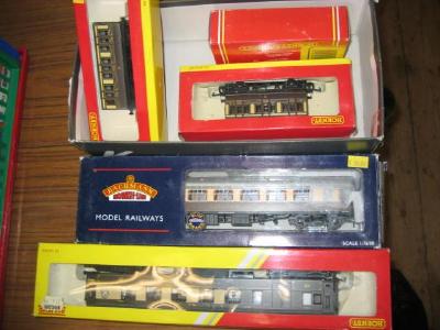 Appraisal: Two Hornby Pullman Coaches and three Hornby four wheel G