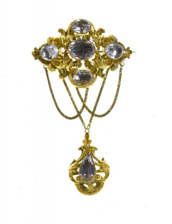 Appraisal: A VICTORIAN GOLD AND COLOURLESS STONE BROOCH hung with chains