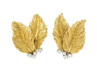 Appraisal: A Pair of Yellow Gold and Diamond Feather Motif Earclips