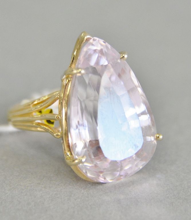 Appraisal: karat gold ring set with pear shaped topaz light pink