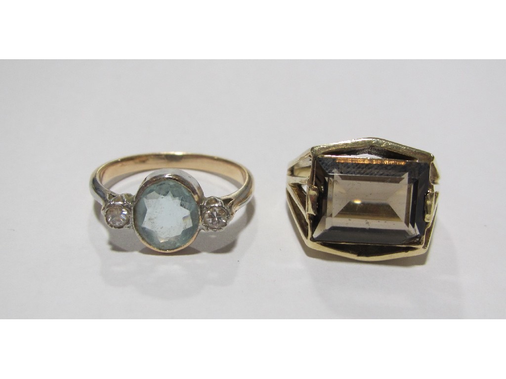 Appraisal: Lot comprising a gold aquamarine and diamond three stone ring