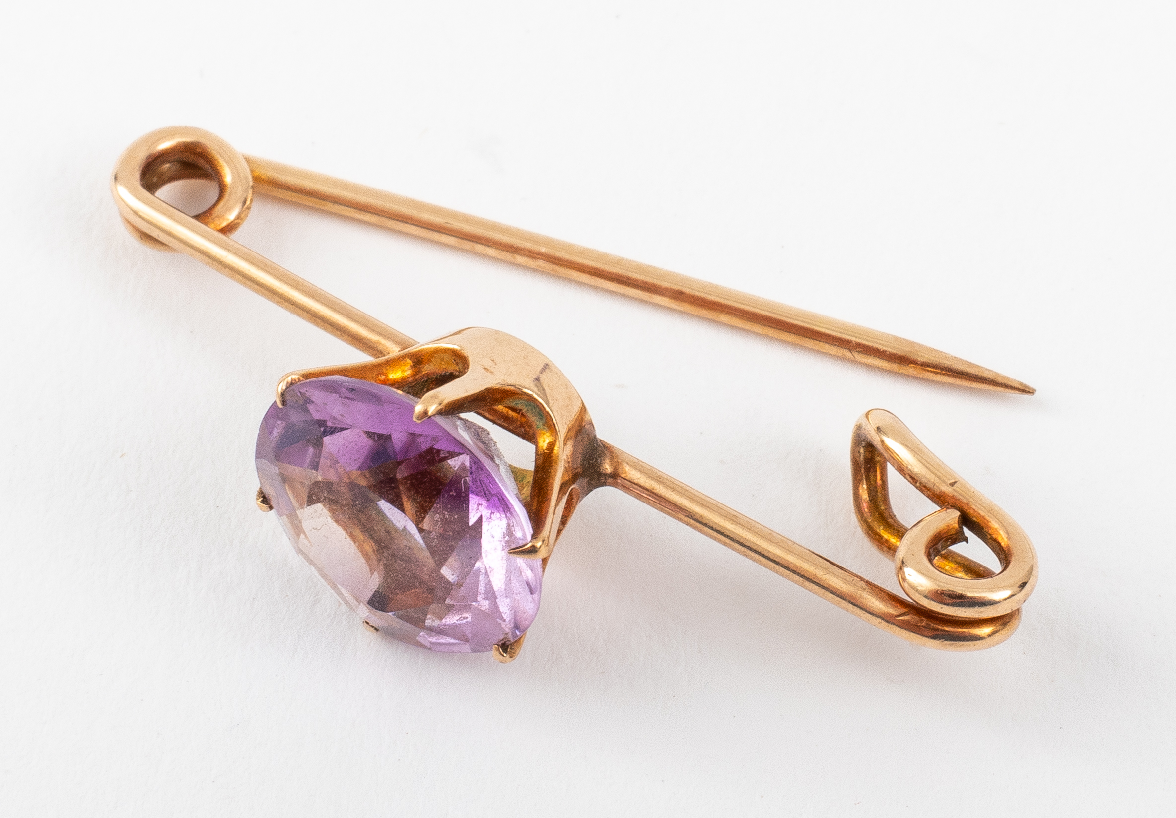 Appraisal: ANTIQUE K ROSE GOLD AMETHYST PIN Antique Victorian style K