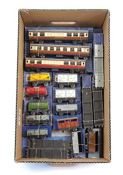 Appraisal: Hornby Dublo -rail Passenger and Goods Rolling Stock comprising D