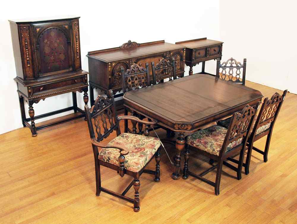 Appraisal: EARLY TH C BERKEY GAY DINING ROOM SUITE Set consisting