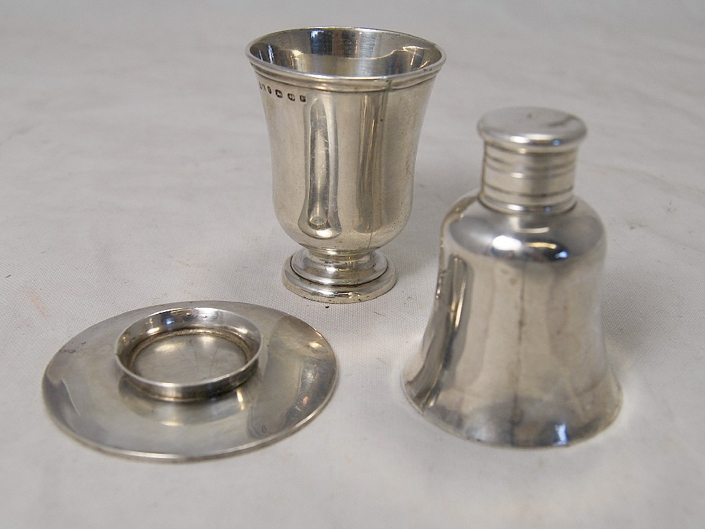 Appraisal: Victorian silver three-piece travelling communion set Birmingham approx ozs