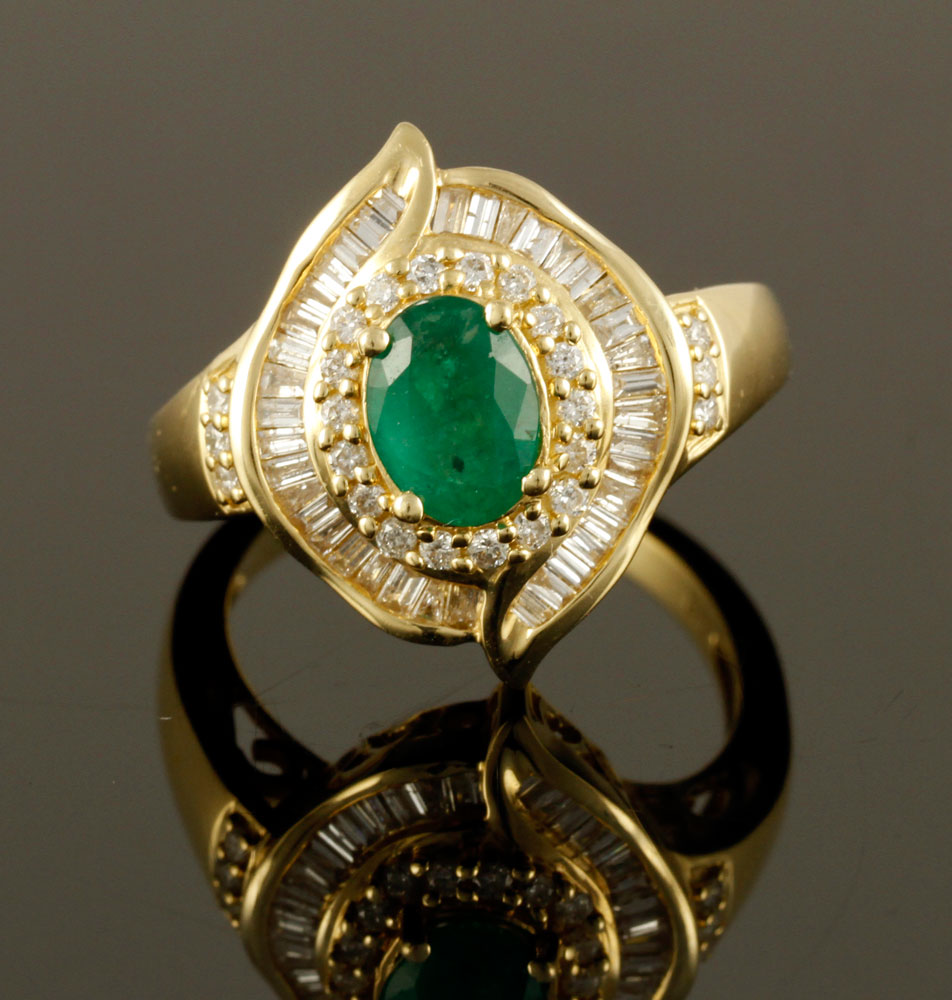 Appraisal: - K Diamond and Emerald Ring K yellow gold diamond