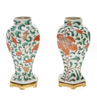 Appraisal: Pair Chinese famille vert porcelain baluster vases Pair Chinese famille