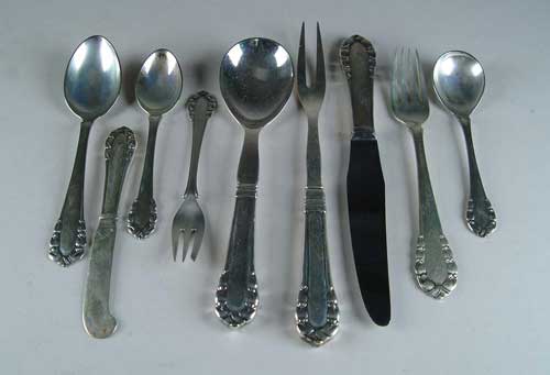 Appraisal: OUTSTANDING AND LARGE -PIECE STERLING SILVER FLATWARE SET BY GEORGE