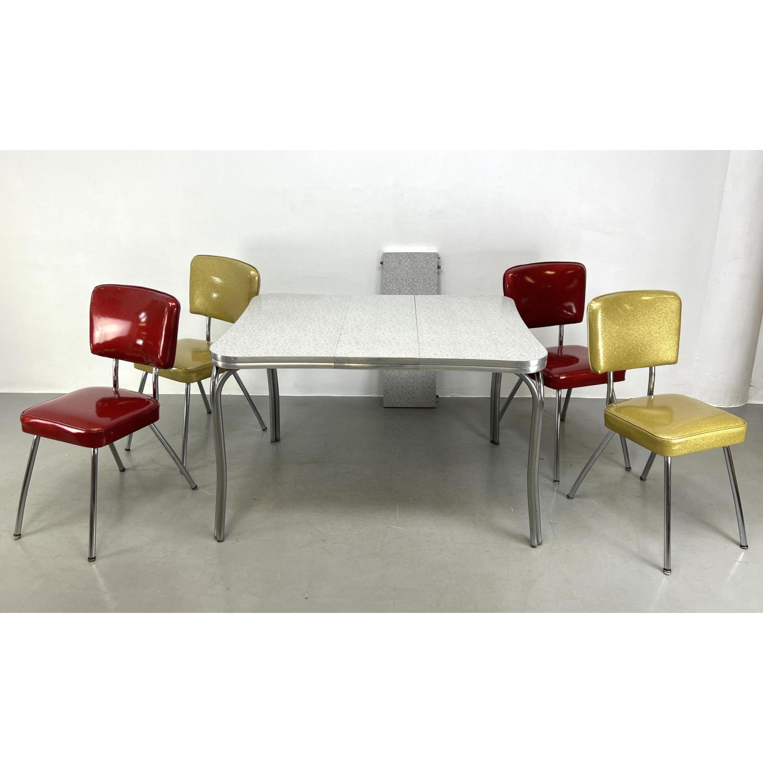 Appraisal: pc s Mid Century Dinette Set Formica Top Chrome Leg