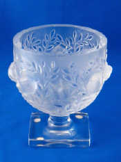 Appraisal: A Lalique frosted glass chalice vase doves within leafage the