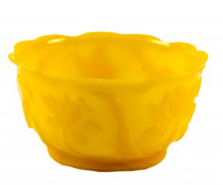 Appraisal: A CHINESE PEKING GLASS IMPERIAL YELLOW BOWL A CHINESE PEKING