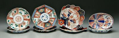 Appraisal: Eight pieces Japanese Imari pair shallow bowls scalloped rims central