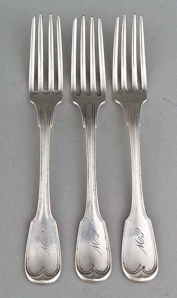 Appraisal: Three Coin Silver Dinner Forks in the Fiddlethread Pattern incised