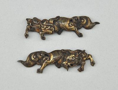 Appraisal: A Pair of Signed Dragon Menuki Mixed metal artist signed