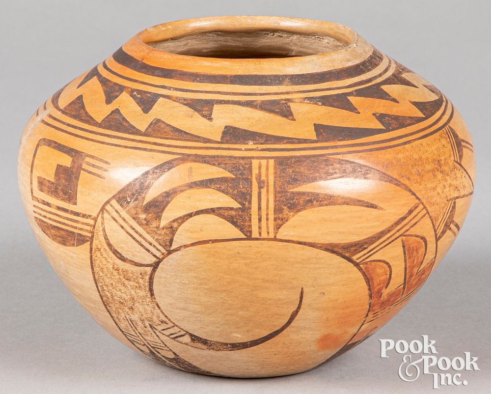 Appraisal: Hopi Indian pottery olla early th c Hopi Indian pottery