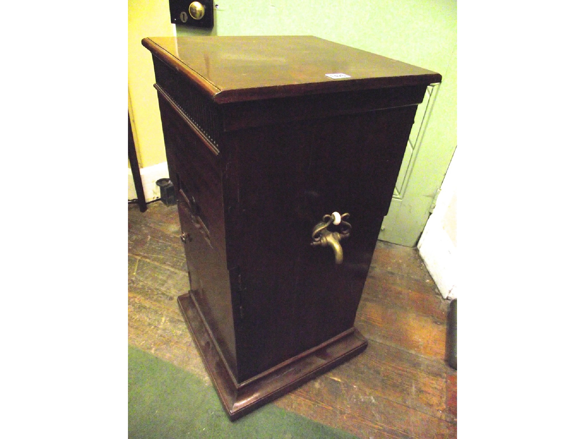 Appraisal: A th century mahogany pedestal wine cooler with rising lid