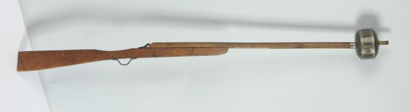 Appraisal: Simulated rifle parade torch as used by mid- th century