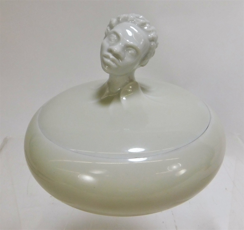 Appraisal: AUSTRIAN WIEN PORCELAIN FIGURAL AFRICAN HEAD BOWL Austria th CenturySimplistic