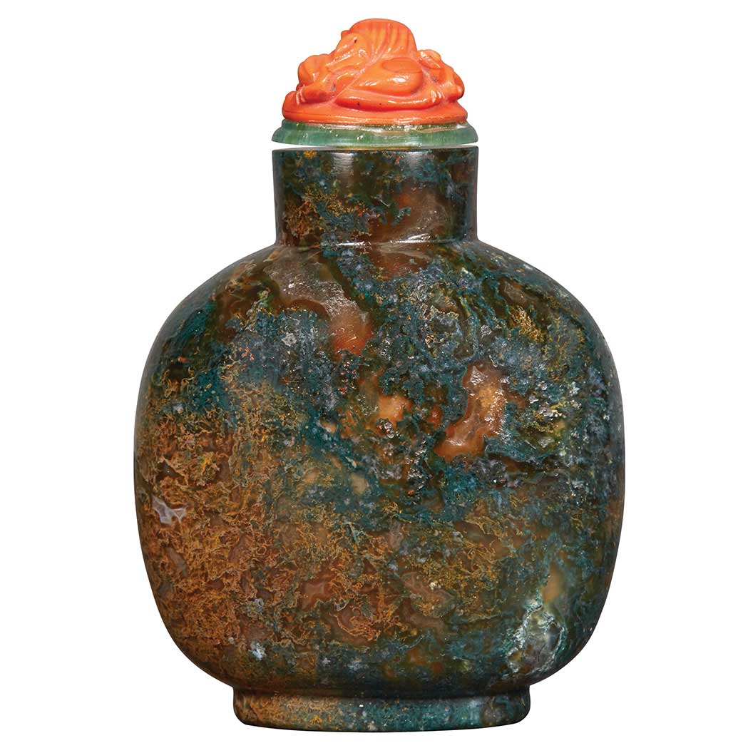 Appraisal: Chinese Moss Agate Snuff Bottle th th Century Of rounded