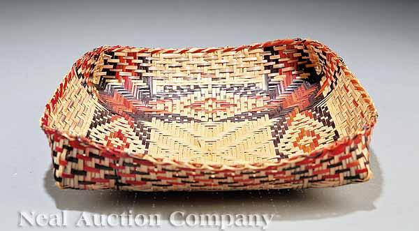 Appraisal: A Chitimacha Single Weave Tray Basket natural red and black