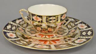 Appraisal: Royal Crown Derby thirty-five piece dessert set to include cups