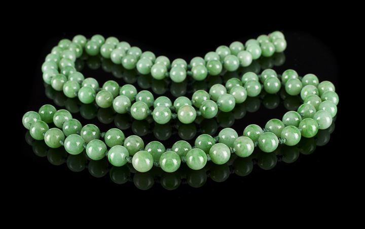 Appraisal: Good Strand of Chinese Green Jadeite Beads composed of one