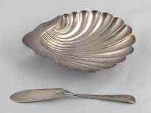 Appraisal: A late Victorian silver butter shell hallmarked for Sheffield with